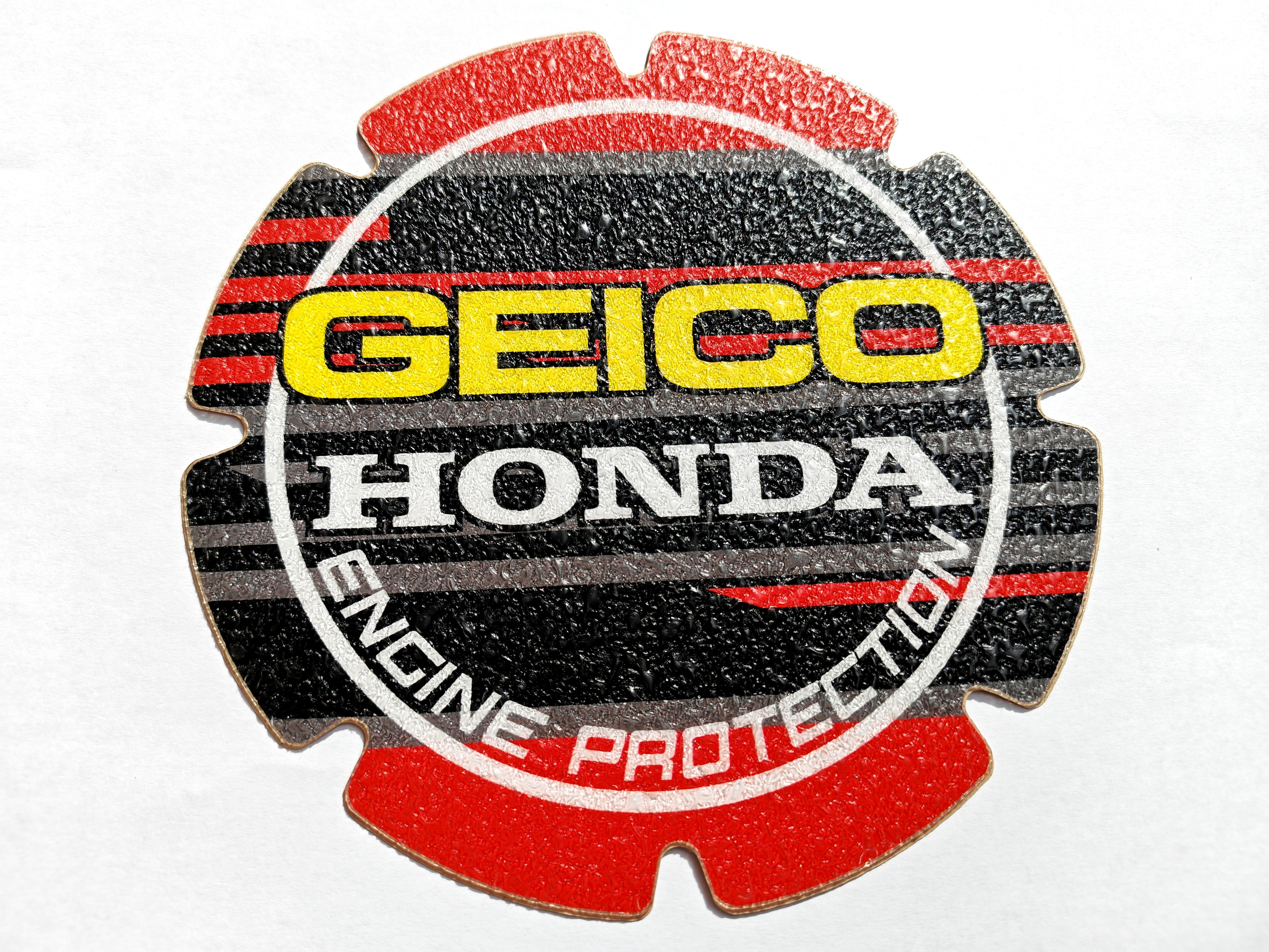 Универсален протектор за капак съединител HONDA GEICO черен-релеф
