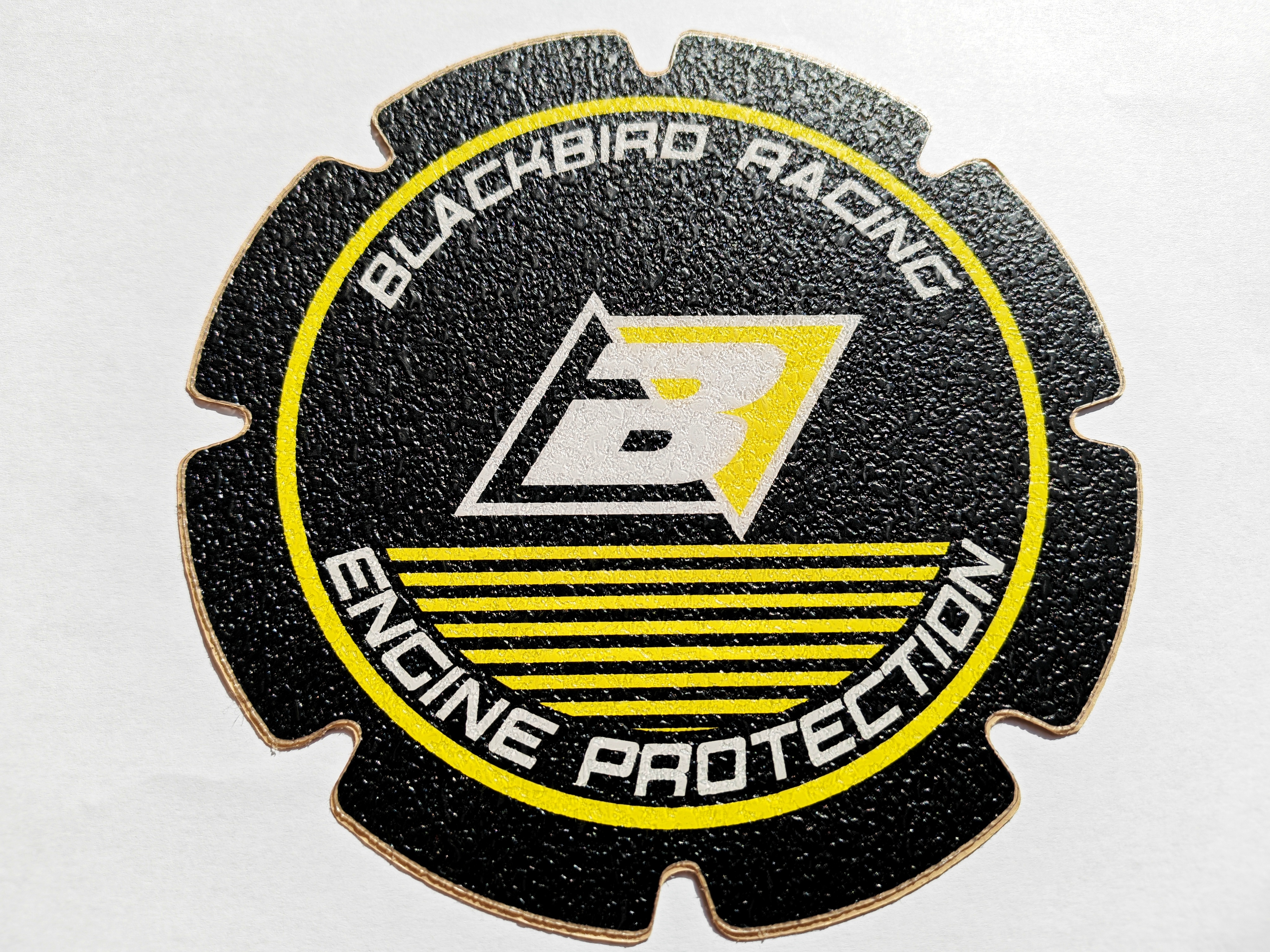 Универсален протектор за капак съединител BLACKBIRD RACING жълт релеф